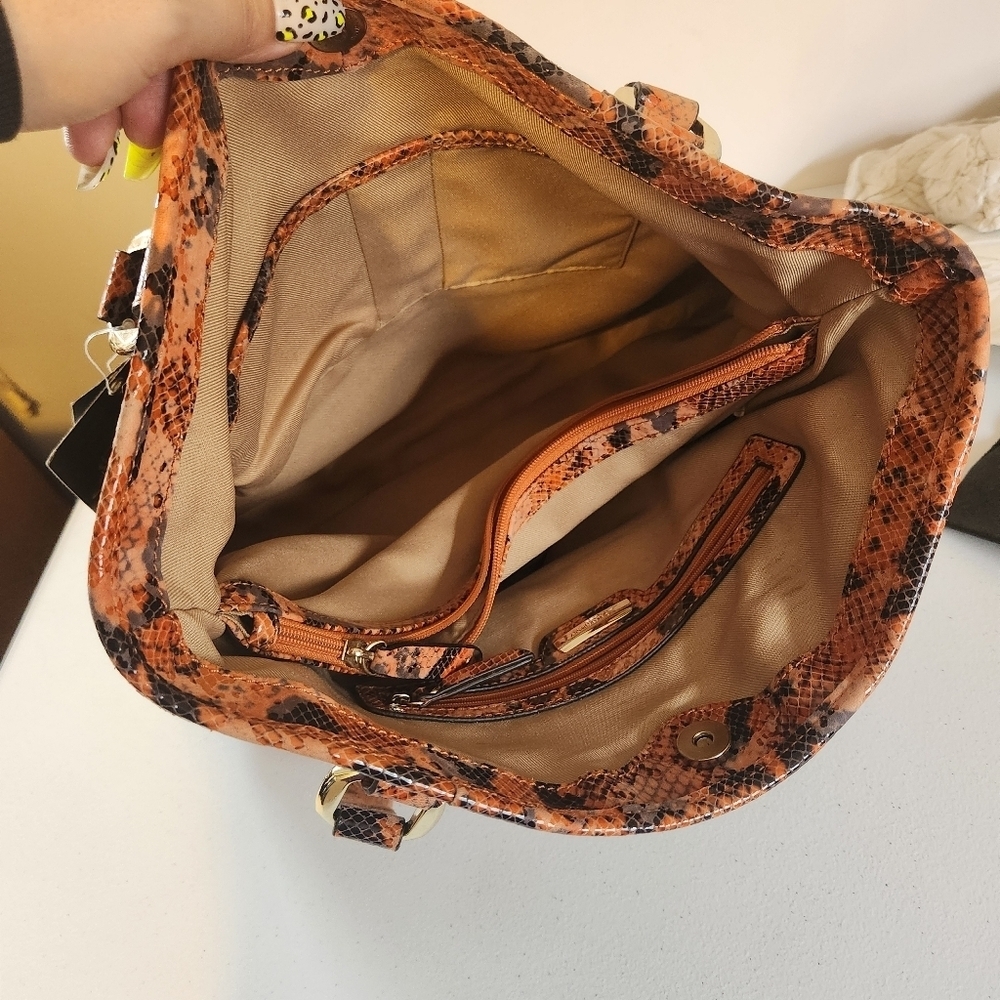 B Makowsky Leather Snake Large Shoulder Mansfield Tote Handbag Woven Purse New - Picture 6 of 10